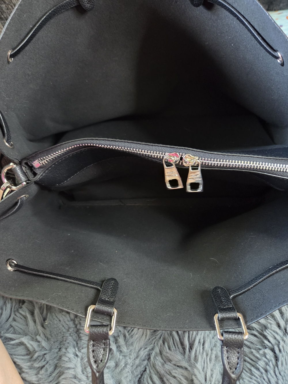 Luxury Black Monogram Tote with Chain Strap - Picture 4 of 11